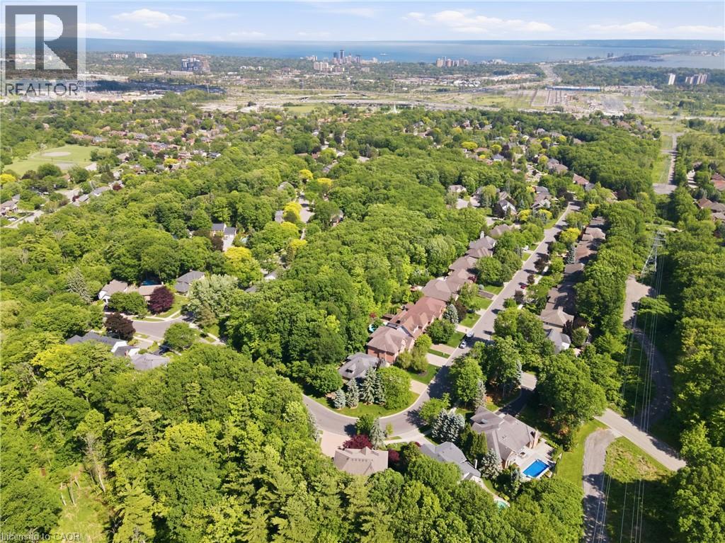 1121 Forestvale Drive, Burlington, Ontario L7P 4W3 - Photo 47 - 40855428