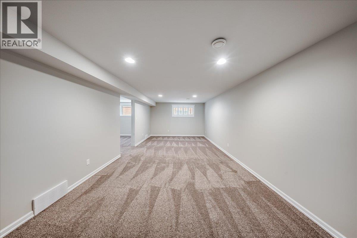 7981 Birchwood Drive, Trail, British Columbia  V1R 4Y3 - Photo 34 - 10398130