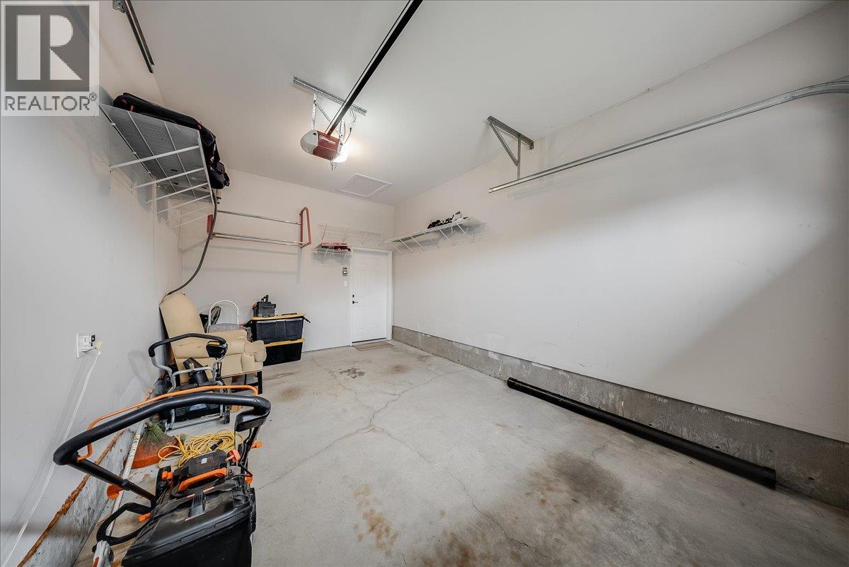 7981 Birchwood Drive, Trail, British Columbia  V1R 4Y3 - Photo 42 - 10398130