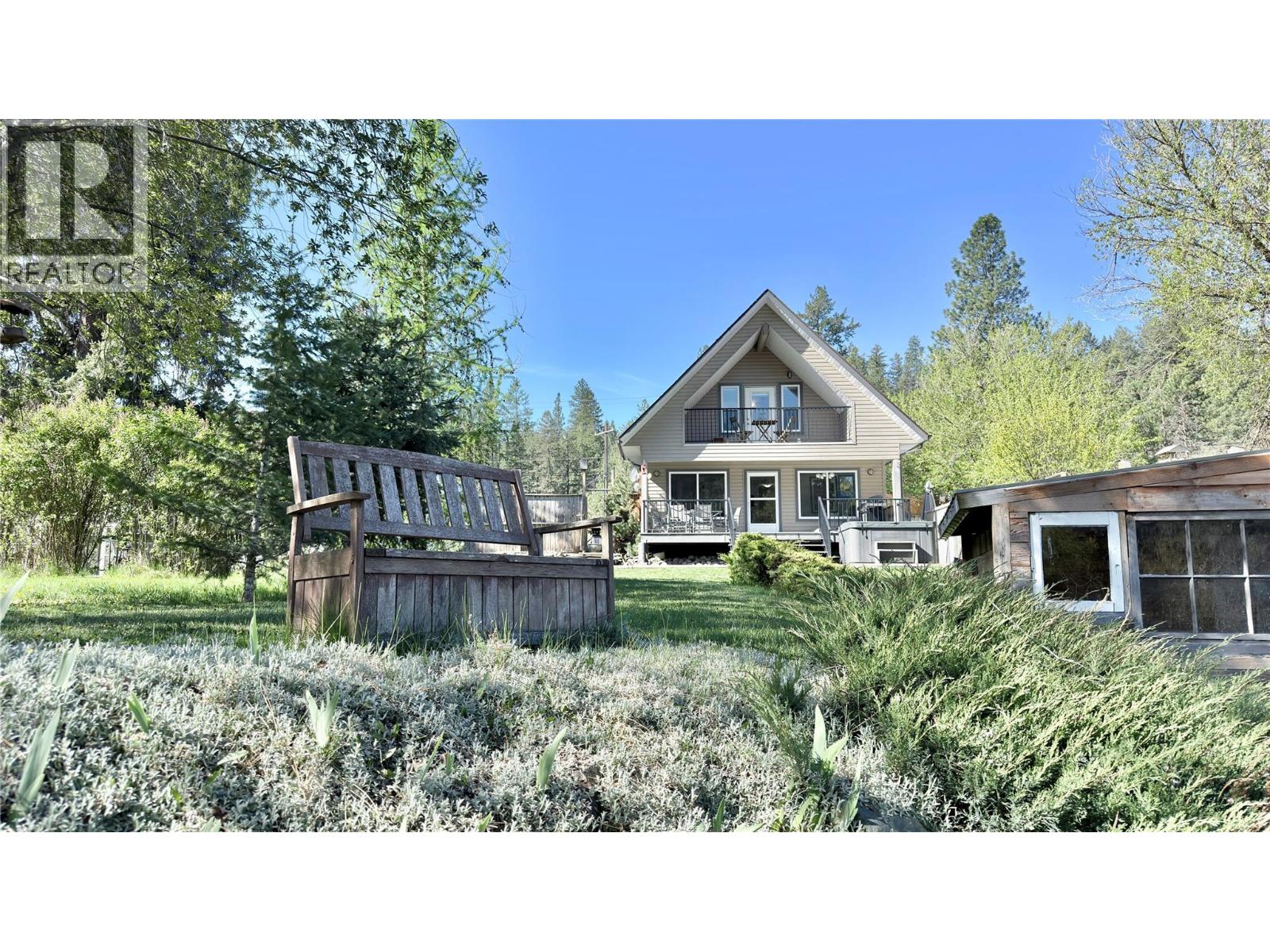 1606 33 Highway, Rock Creek, British Columbia  V0H 1Y0 - Photo 12 - 10385871