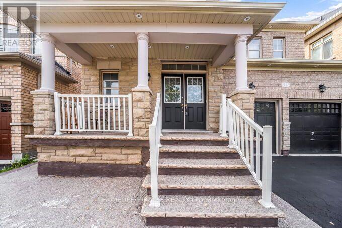 14 Bonnie Braes Drive, Brampton, Ontario  L6Y 0X4 - Photo 3 - W13697308