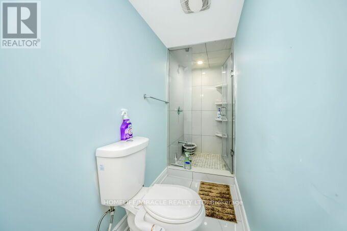 14 Bonnie Braes Drive, Brampton, Ontario  L6Y 0X4 - Photo 47 - W13697308