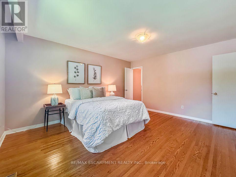 1320 Gatehouse Drive, Mississauga, Ontario  L5H 1A5 - Photo 22 - W13697374