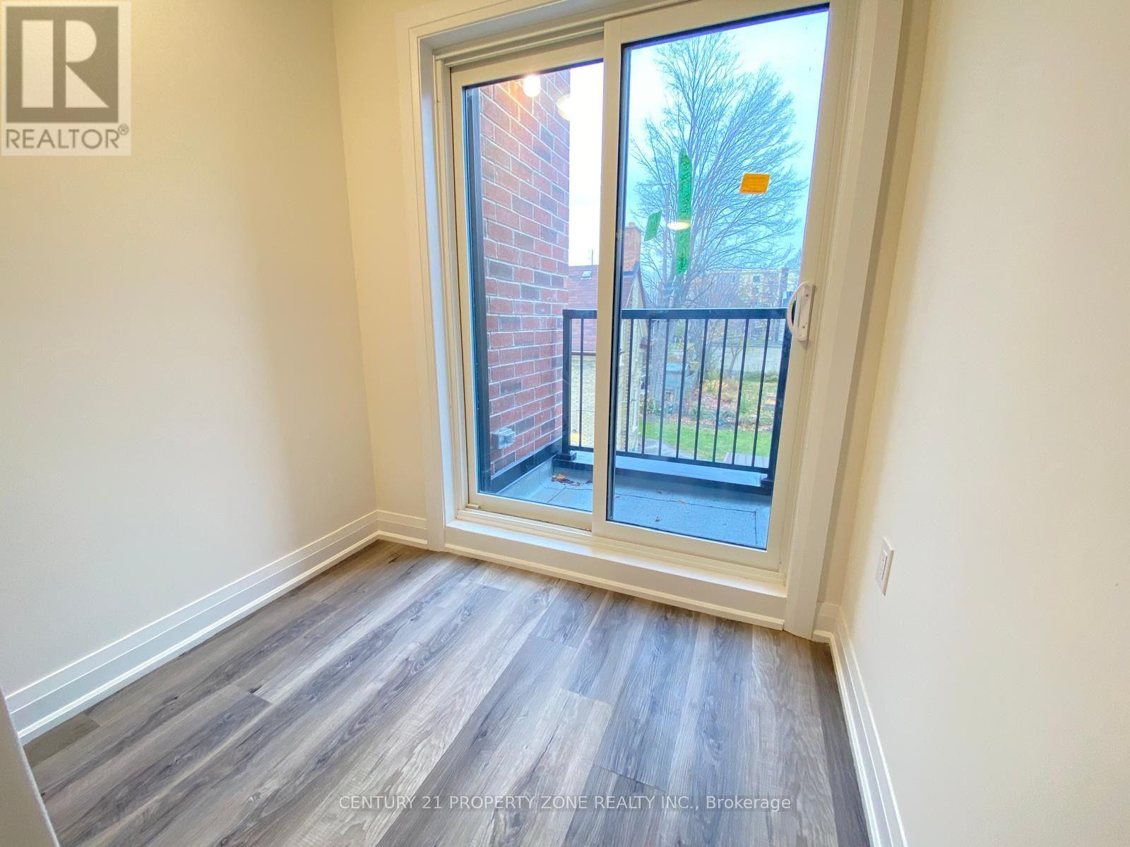 3 - 183 Victoria Street, Kitchener, Ontario N2H 5C5 - Photo 2 - X13697344