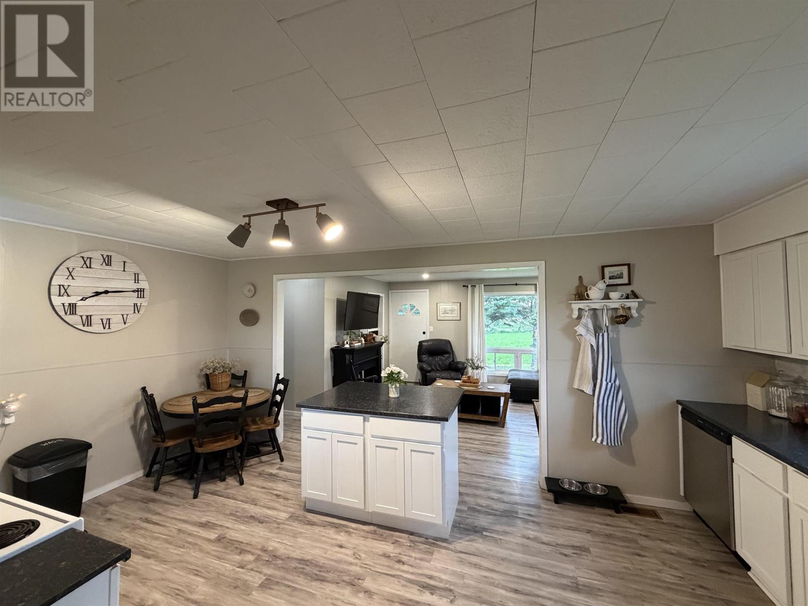 67 Maclellan Road, Grand River, Prince Edward Island  C0B 1Y0 - Photo 6 - 202621135