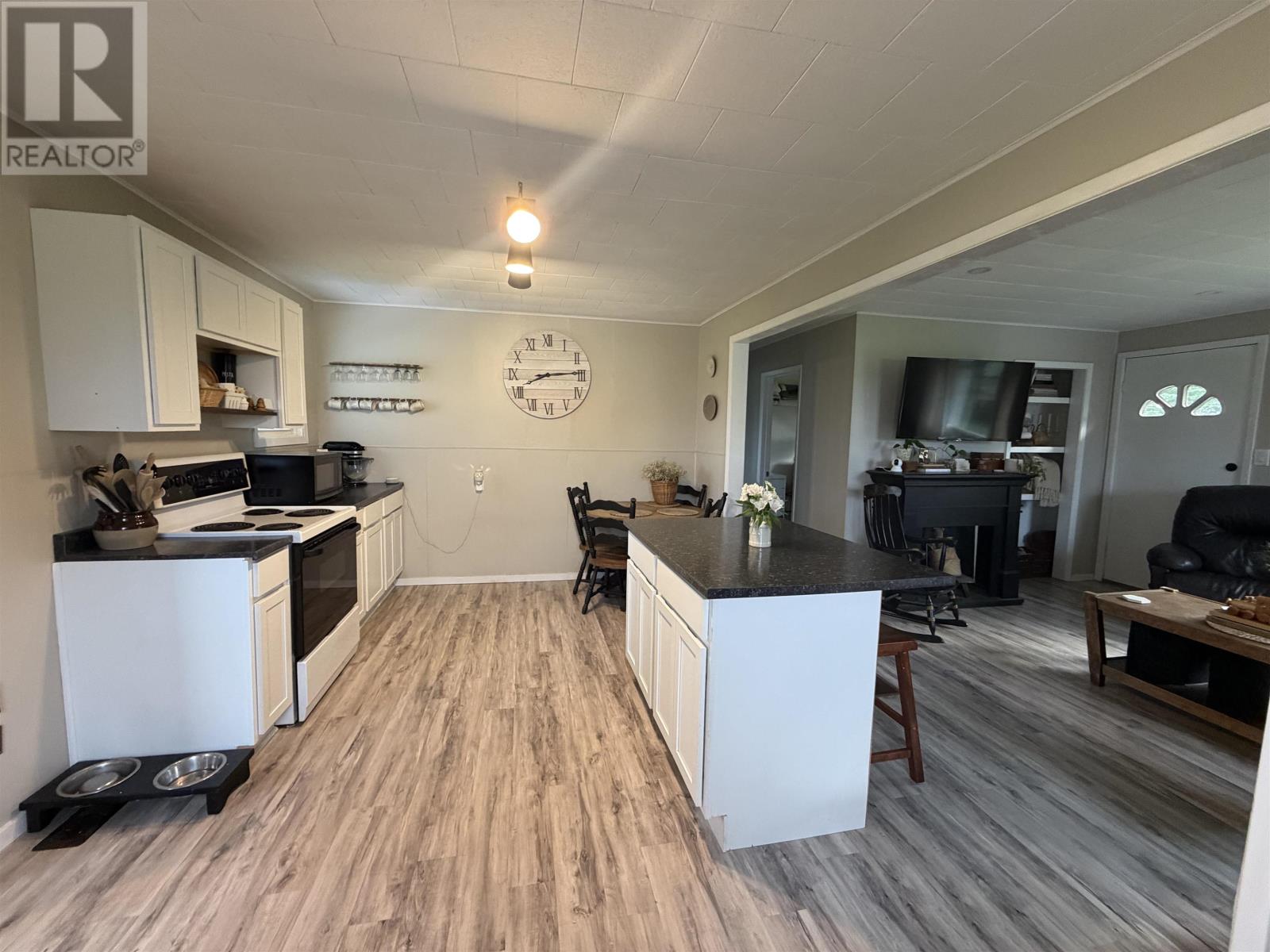 67 Maclellan Road, Grand River, Prince Edward Island  C0B 1Y0 - Photo 7 - 202621135