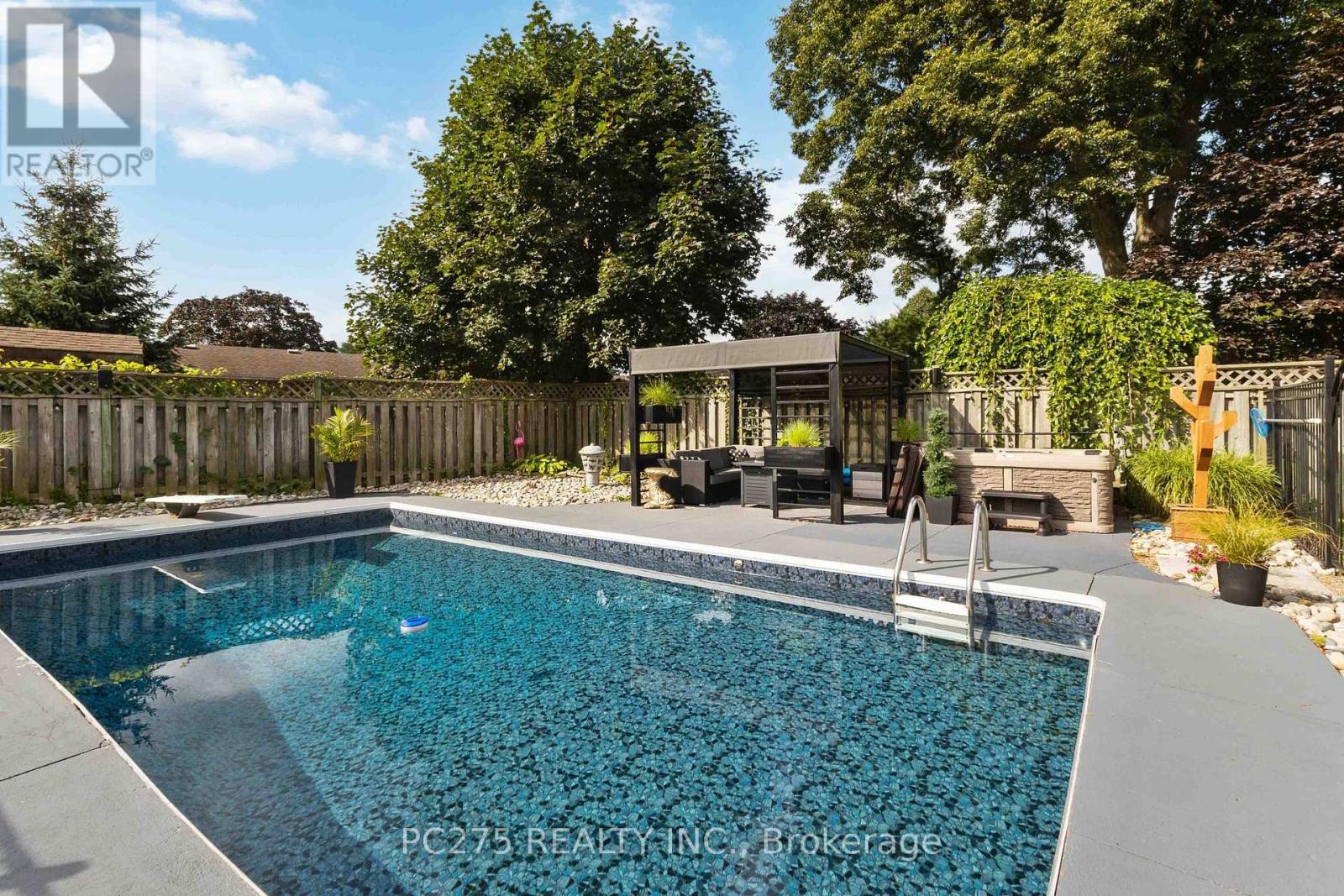 5 Field Road, London South, Ontario  N6P 1C4 - Photo 45 - X13696424