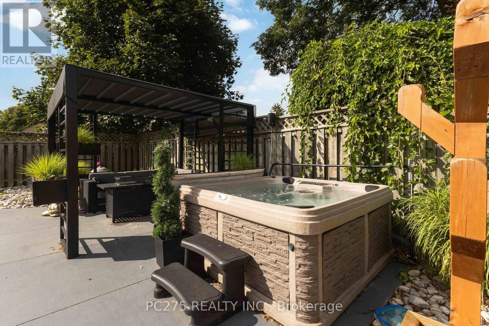 5 Field Road, London South, Ontario  N6P 1C4 - Photo 43 - X13696424
