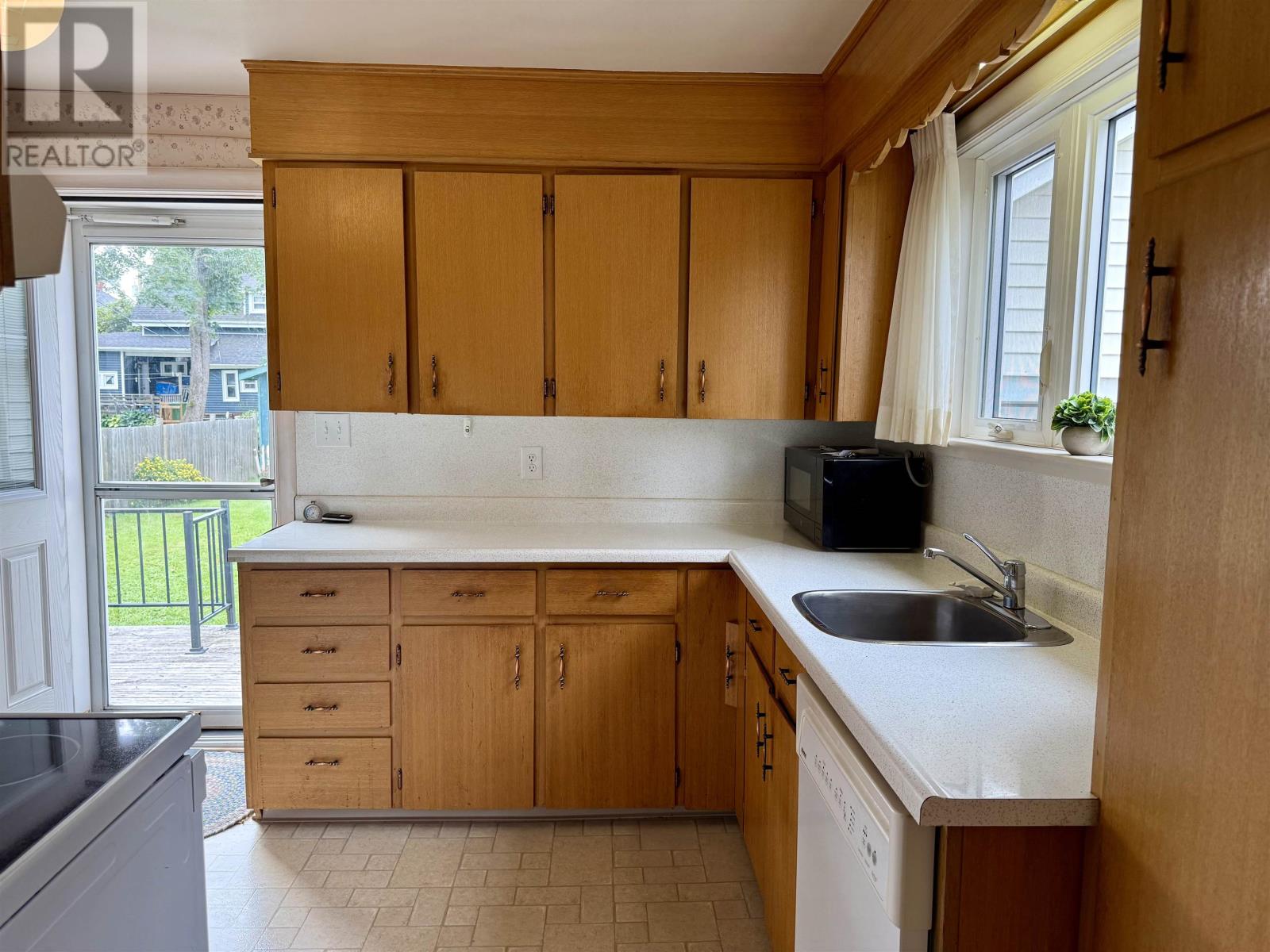 214 Pleasant Street, Summerside, Prince Edward Island  C1N 1X2 - Photo 6 - 202621149