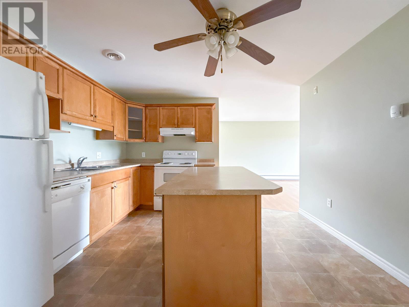 11 Elena Court, Charlottetown, Prince Edward Island  C1C 0B2 - Photo 8 - 202621148