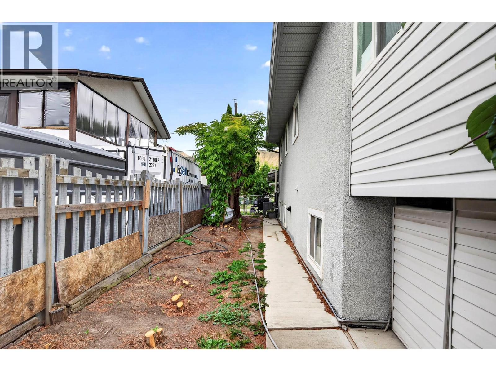 820 Invermere Court, Kamloops, British Columbia  V2B 7T4 - Photo 44 - 10391196
