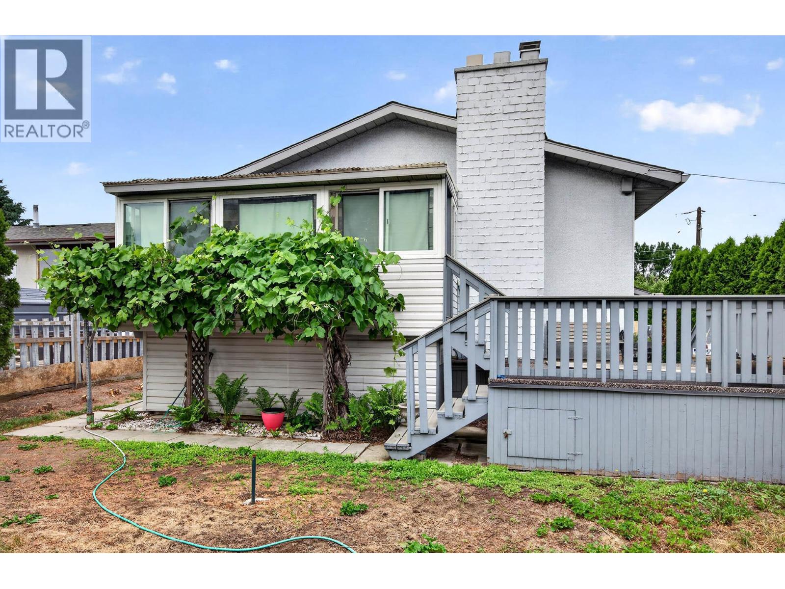820 Invermere Court, Kamloops, British Columbia  V2B 7T4 - Photo 32 - 10391196