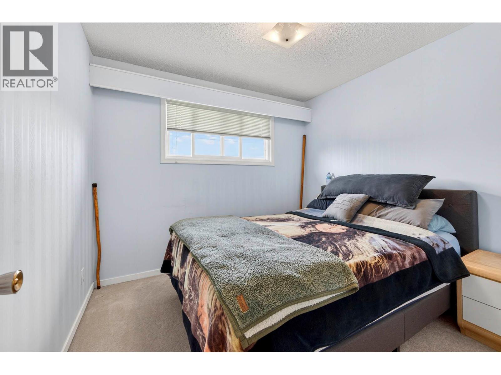 820 Invermere Court, Kamloops, British Columbia  V2B 7T4 - Photo 13 - 10391196