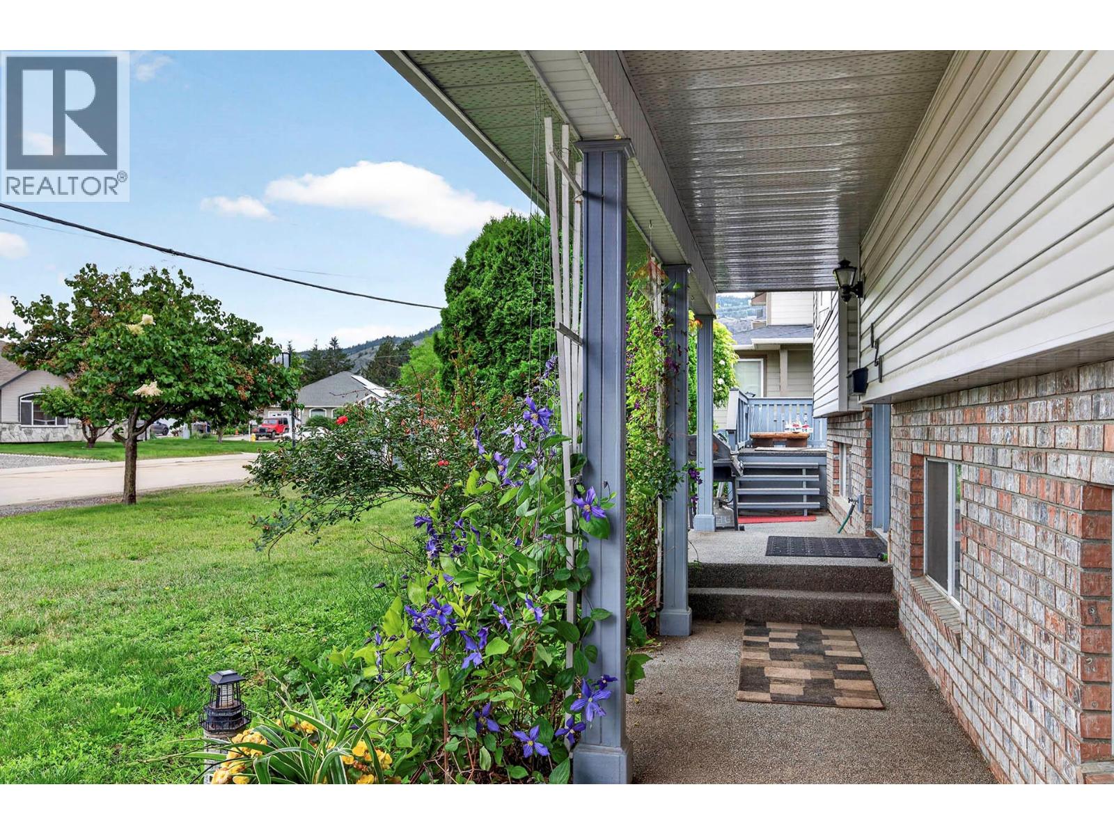 820 Invermere Court, Kamloops, British Columbia  V2B 7T4 - Photo 40 - 10391196