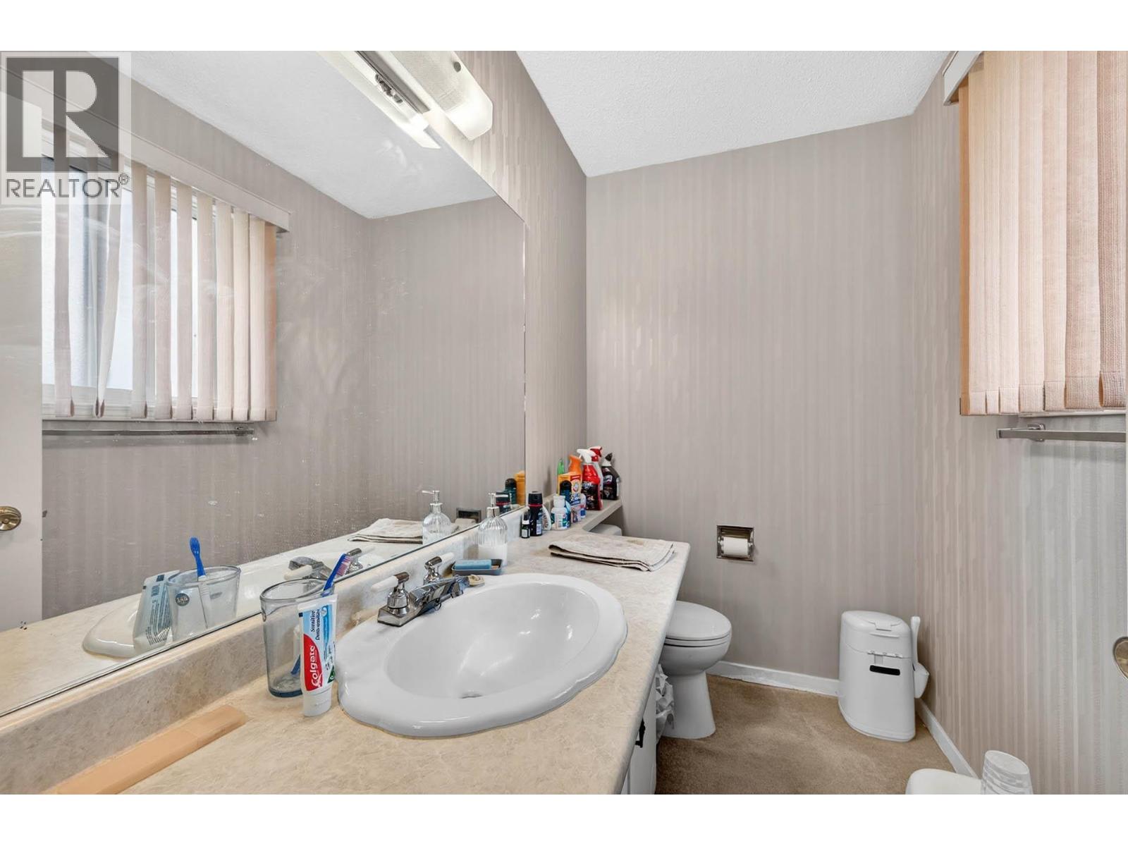 820 Invermere Court, Kamloops, British Columbia  V2B 7T4 - Photo 15 - 10391196