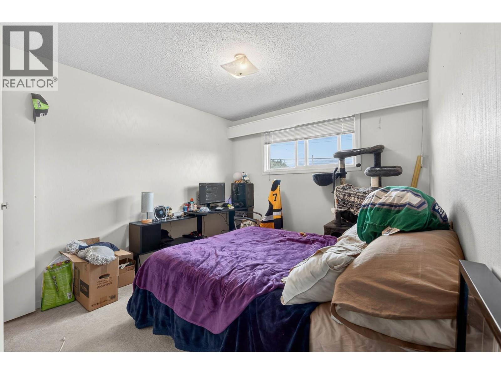 820 Invermere Court, Kamloops, British Columbia  V2B 7T4 - Photo 16 - 10391196