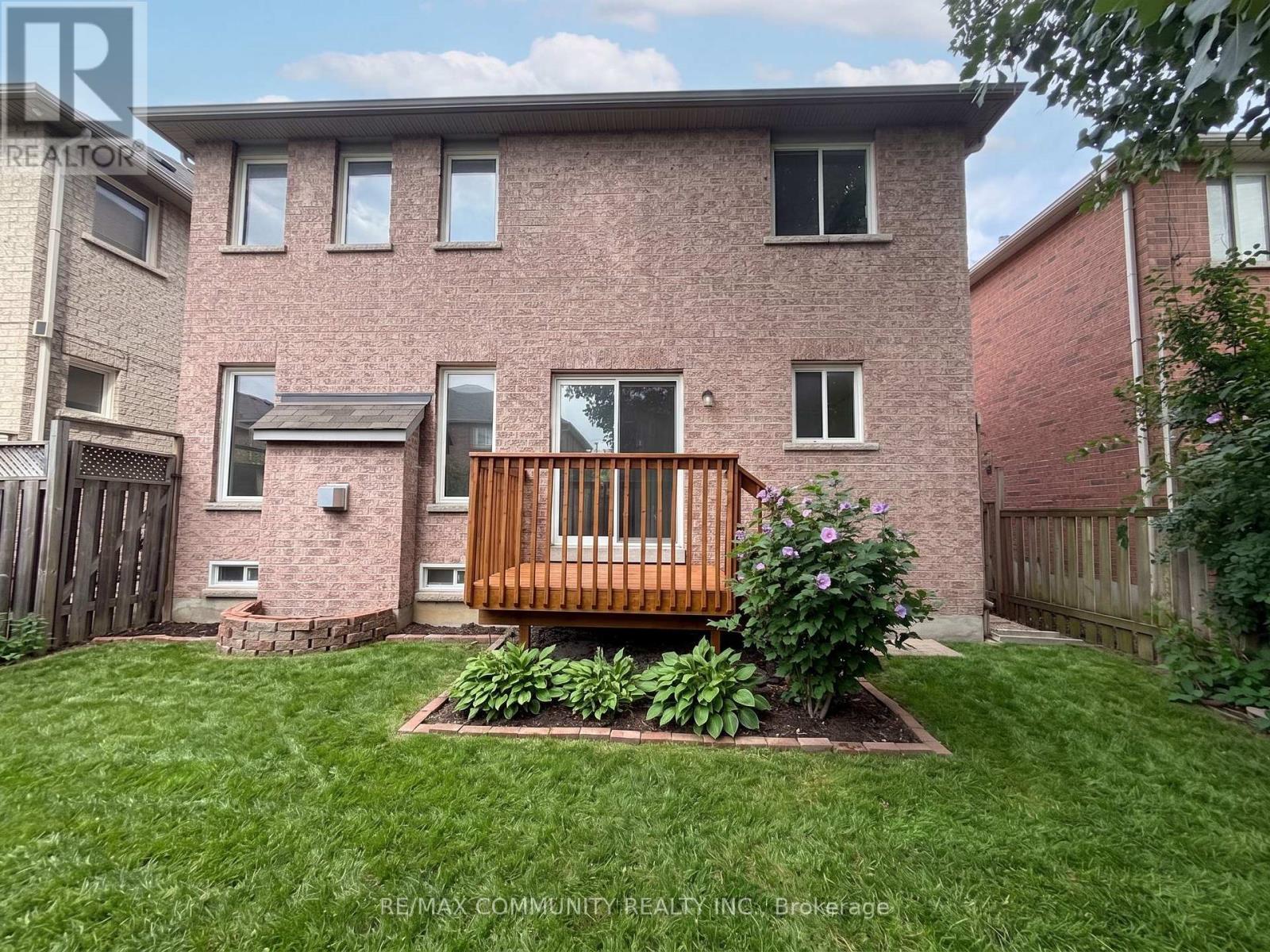 5 Canoe Crescent, Toronto, Ontario  M1X 1X9 - Photo 14 - E13696868