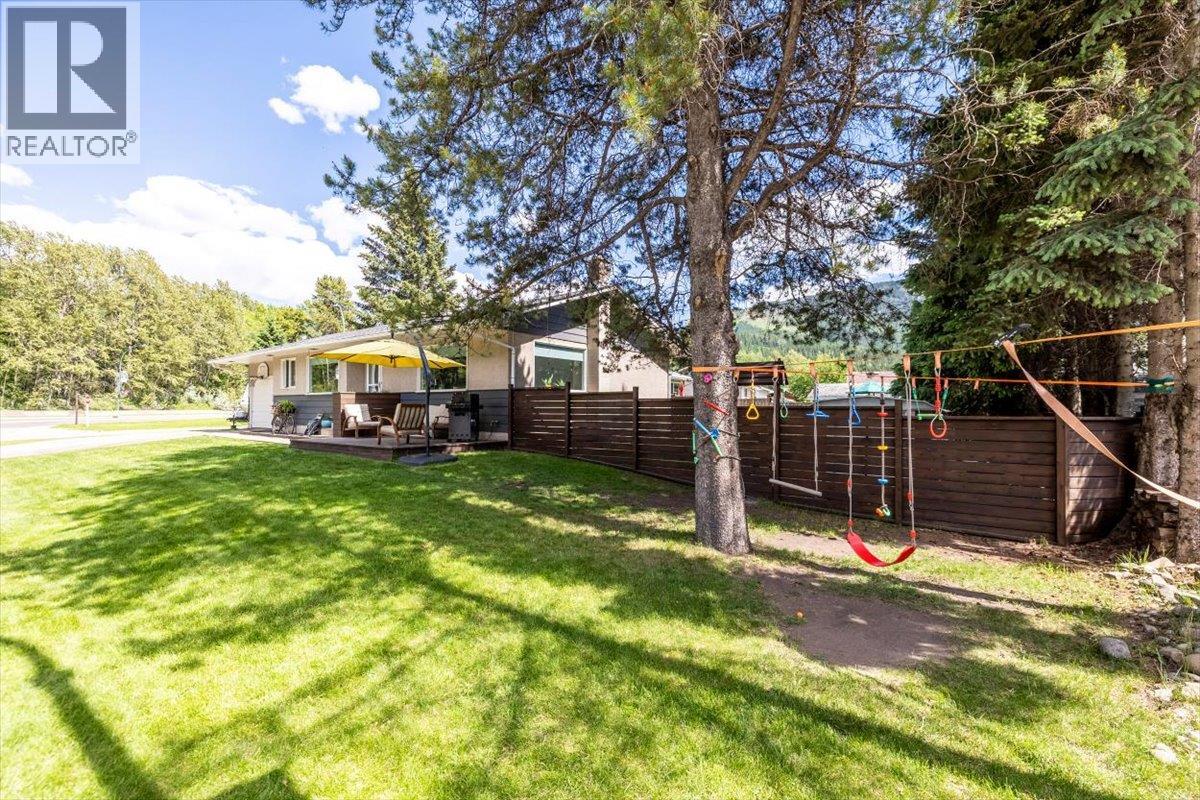 316 Alpine Place, Sparwood, British Columbia  V0B 2G0 - Photo 45 - 10392263
