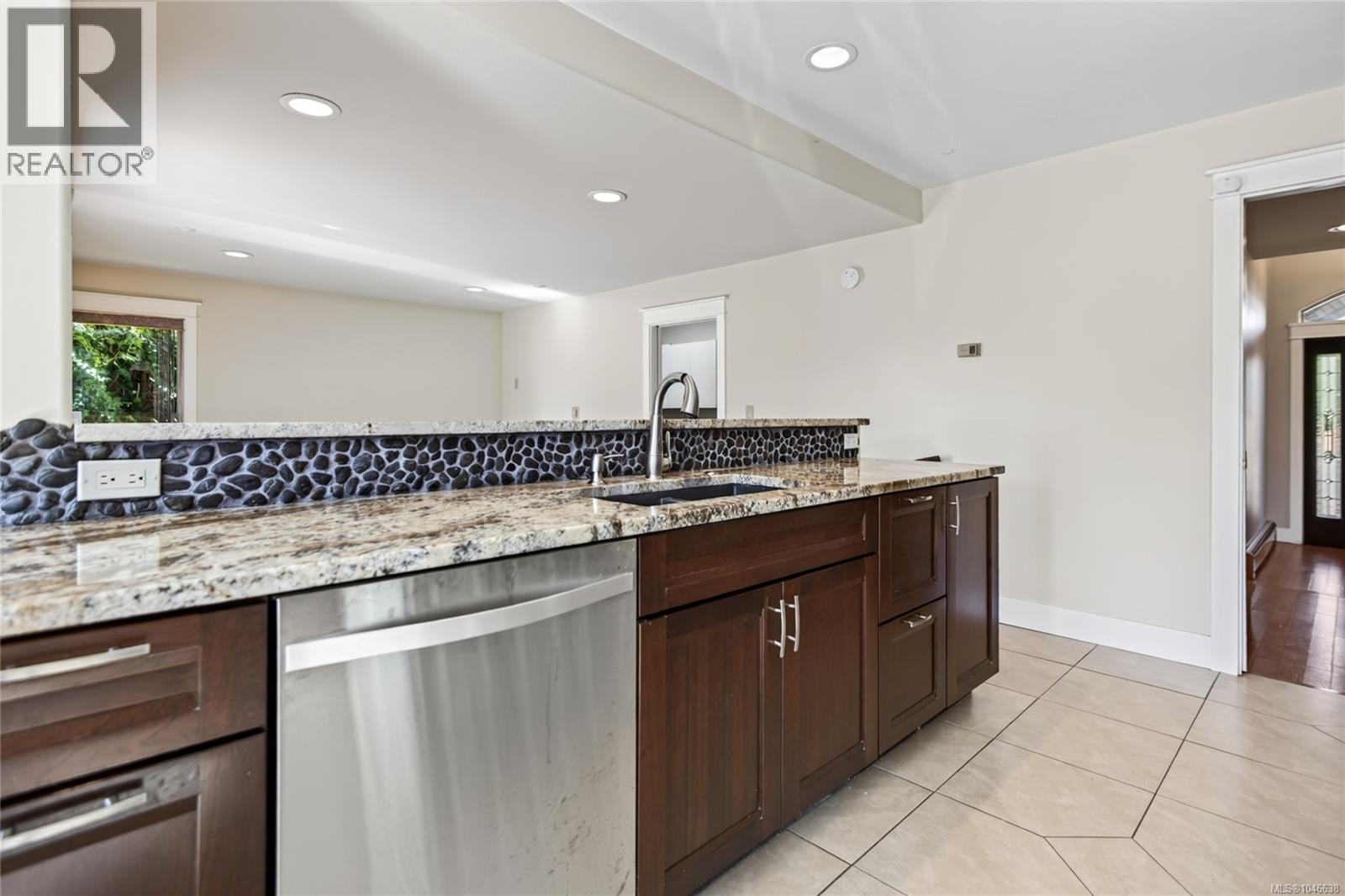 3165 Royal Vista Way, Courtenay, British Columbia  V9V 1P5 - Photo 24 - 1046638