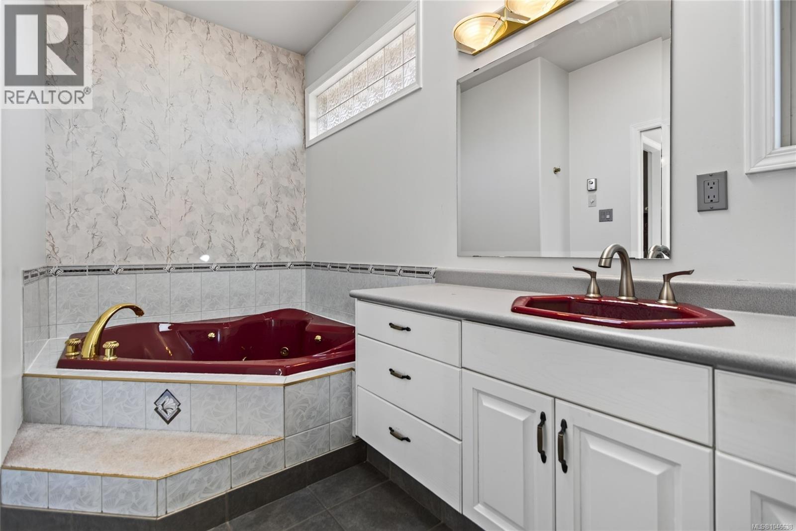 3165 Royal Vista Way, Courtenay, British Columbia  V9V 1P5 - Photo 44 - 1046638