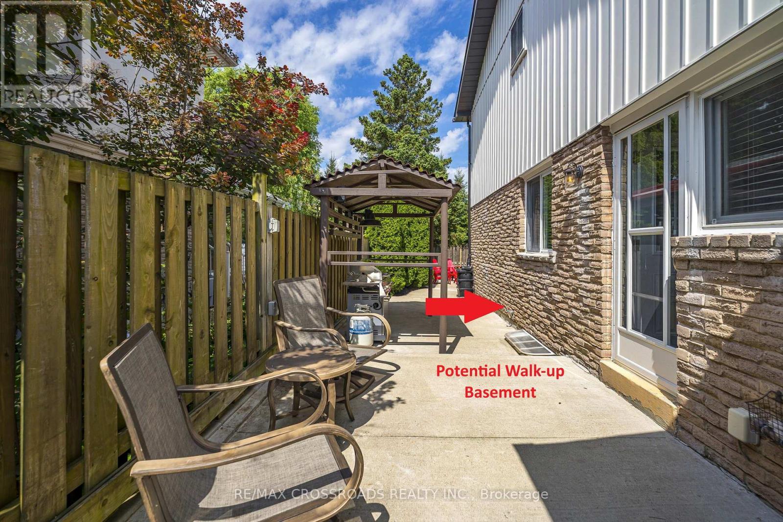655 Dodsworth Crescent, Mississauga, Ontario  L4Y 2H6 - Photo 36 - W13685934