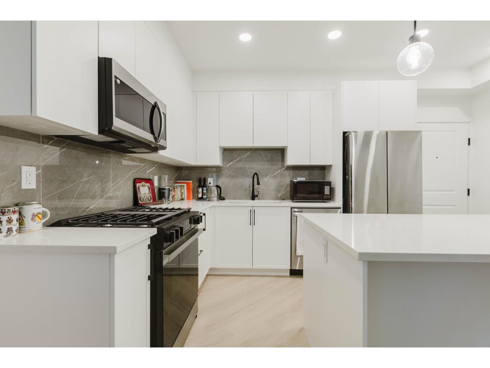 418 3480 146a Street, Surrey, British Columbia V4P 0H6 - Photo 6 - R3157556