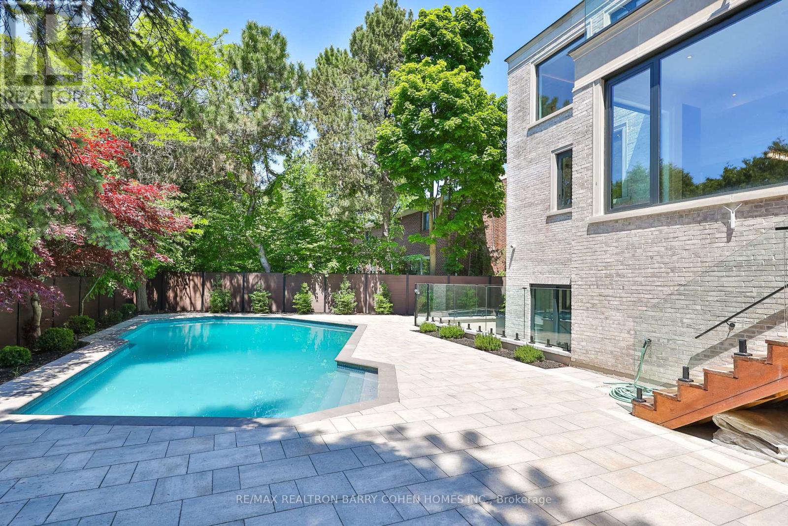 27 Penwood Crescent, Toronto, Ontario  M3B 3B1 - Photo 32 - C13609374