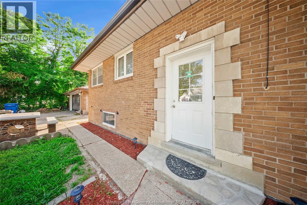 1465 Campbell Avenue, Windsor, Ontario  N9B 2K1 - Photo 9 - 26020411