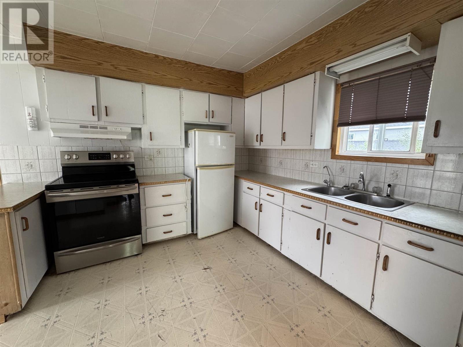 162 Martel Rd, Chapleau, Ontario  P0M 1K0 - Photo 7 - SM261034