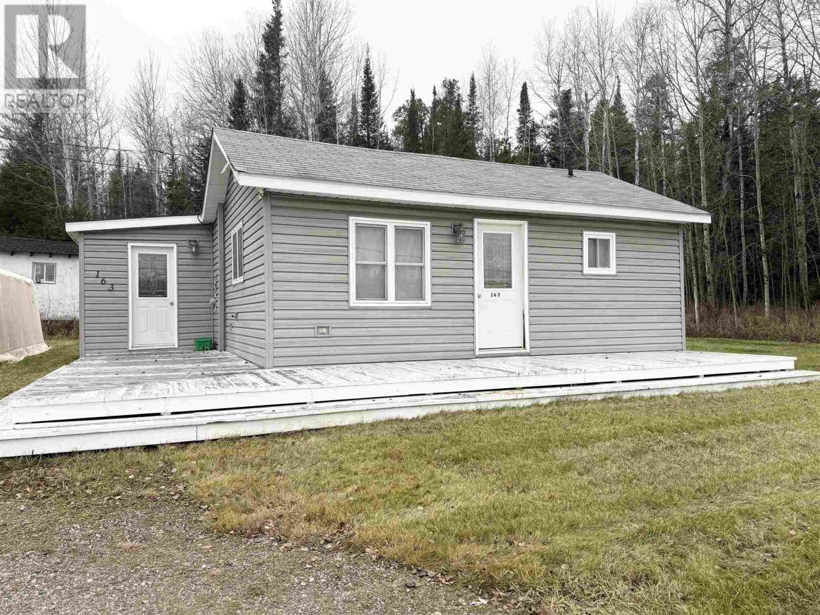 163 Highway 129, Chapleau, Ontario  P0M 1K0 - Photo 1 - SM262241