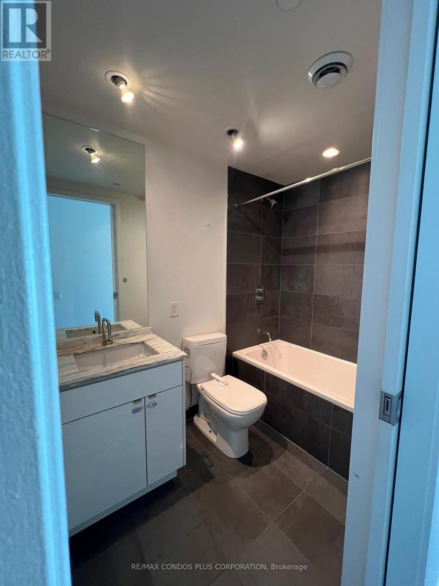 2102 - 60 Colborne Street, Toronto, Ontario  M5E 0B7 - Photo 12 - C13562292