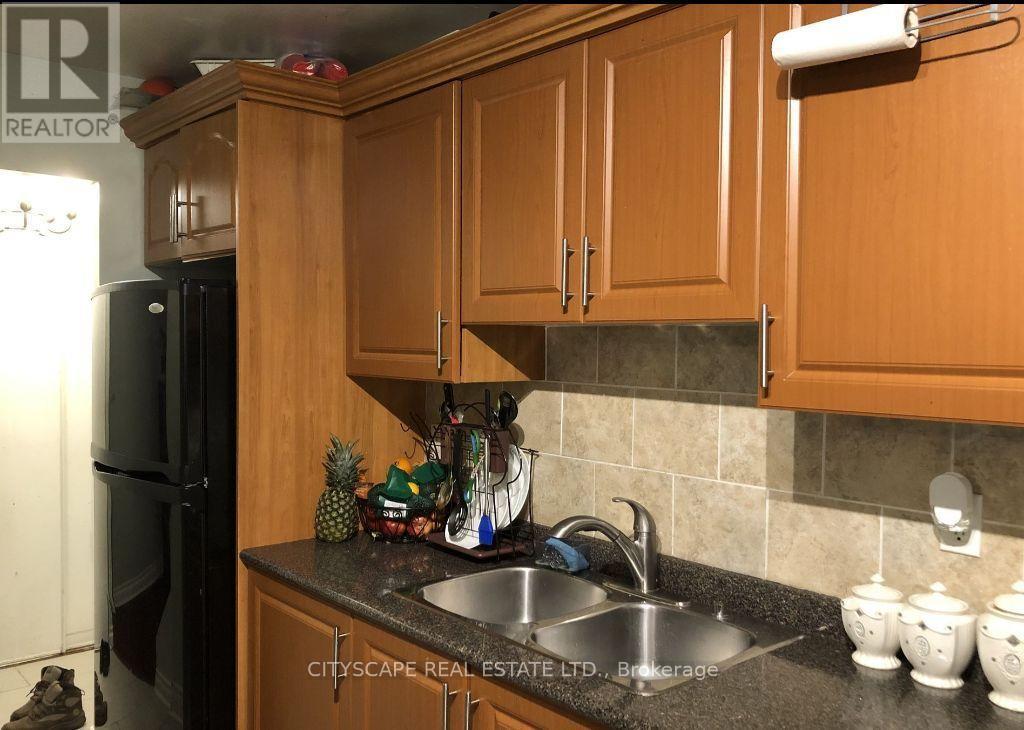 2096 - 100 Mornelle Court, Toronto, Ontario  M1E 4X2 - Photo 13 - E13671660