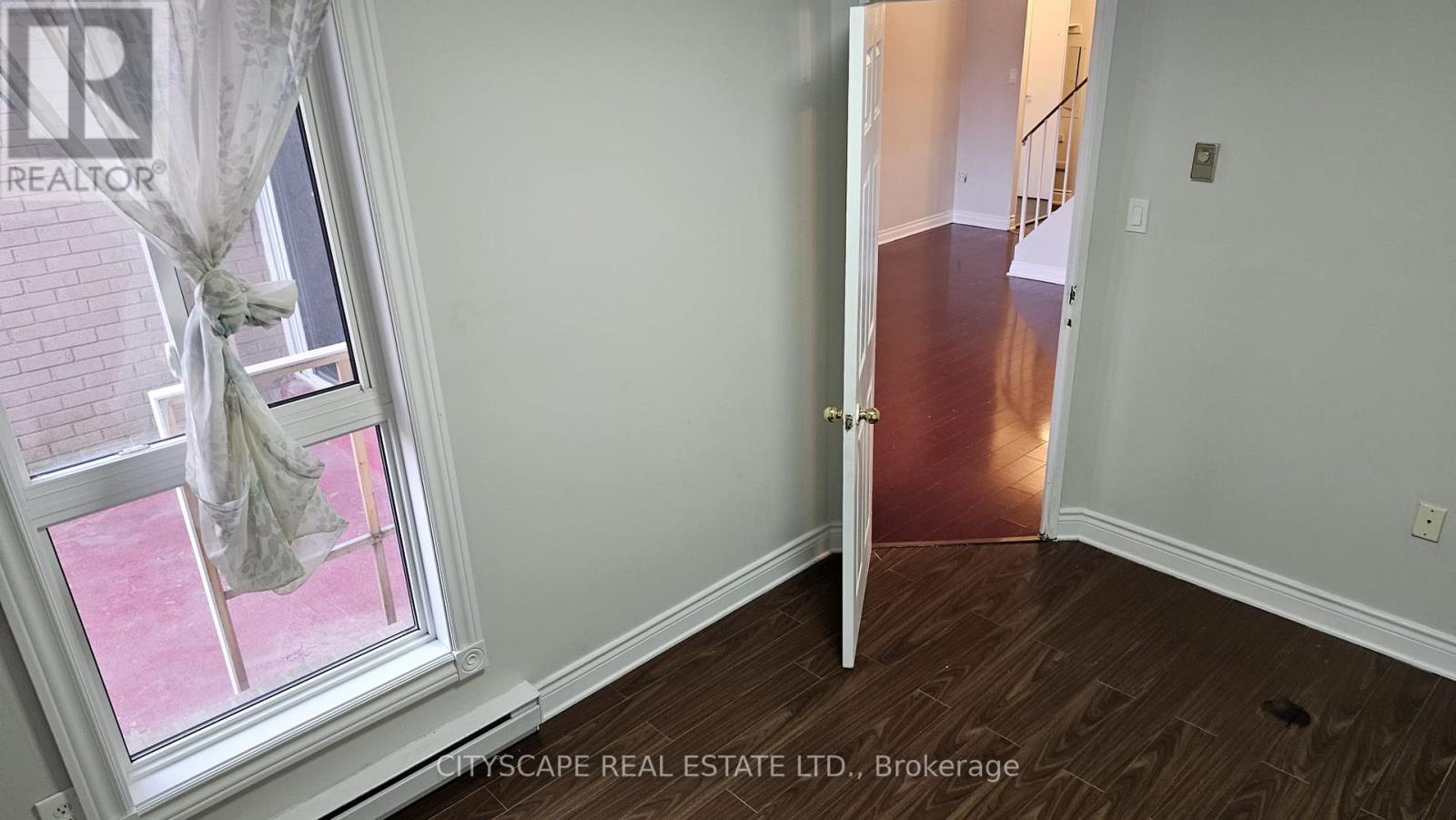 2096 - 100 Mornelle Court, Toronto, Ontario  M1E 4X2 - Photo 9 - E13671660
