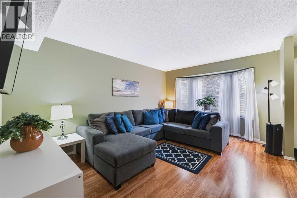 108 Falshire Terrace NE, Calgary, Alberta  T3J 3B3 - Photo 4 - A2338618