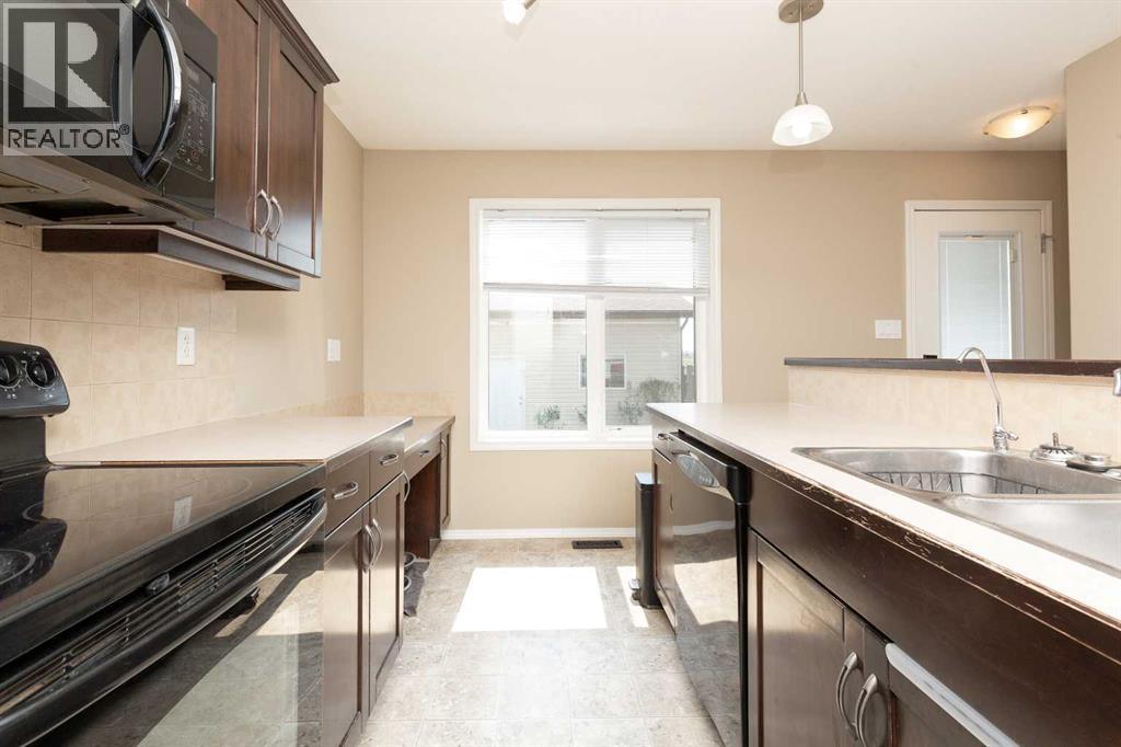 679 Parkside Drive, Coaldale, Alberta  T1M 1R7 - Photo 7 - A2338989
