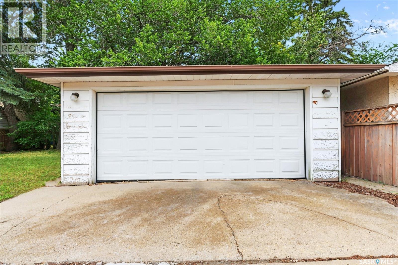 75 Cannon Street, Regina, Saskatchewan  S4N 1L9 - Photo 2 - SK046212