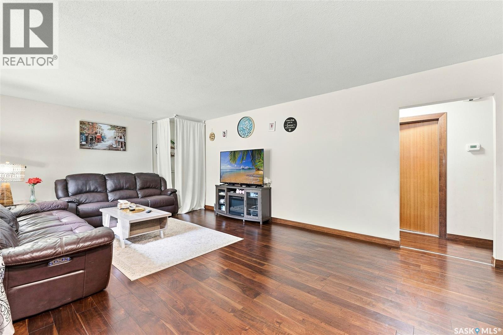 75 Cannon Street, Regina, Saskatchewan  S4N 1L9 - Photo 4 - SK046212