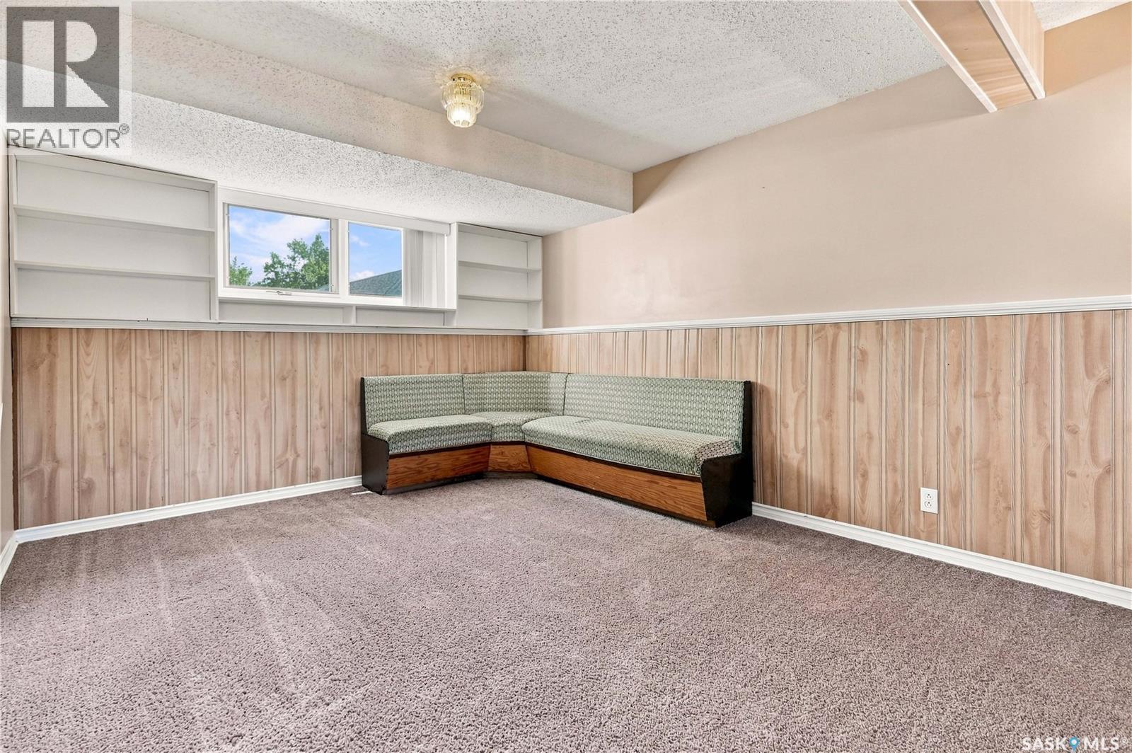 363 Rodenbush Drive, Regina, Saskatchewan  S4R 6X5 - Photo 31 - SK046164