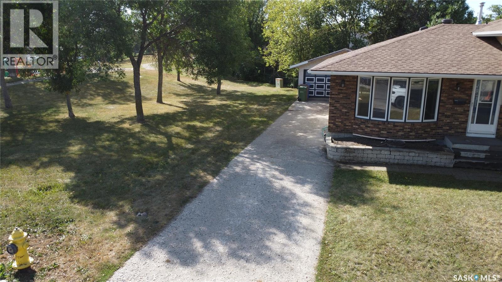 363 Rodenbush Drive, Regina, Saskatchewan  S4R 6X5 - Photo 45 - SK046164