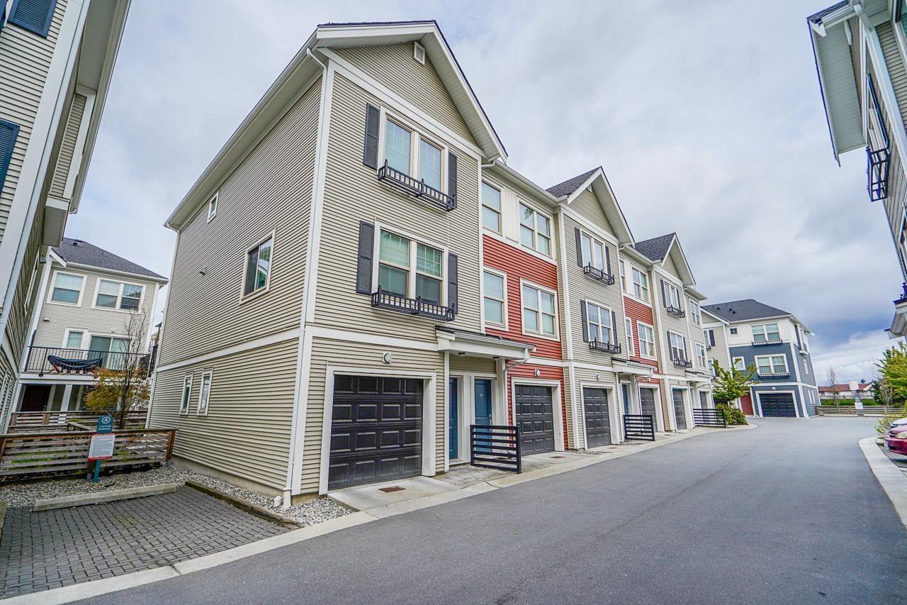 44 32633 Simon Avenue, Abbotsford, British Columbia  V2T 0G9 - Photo 2 - R3157143