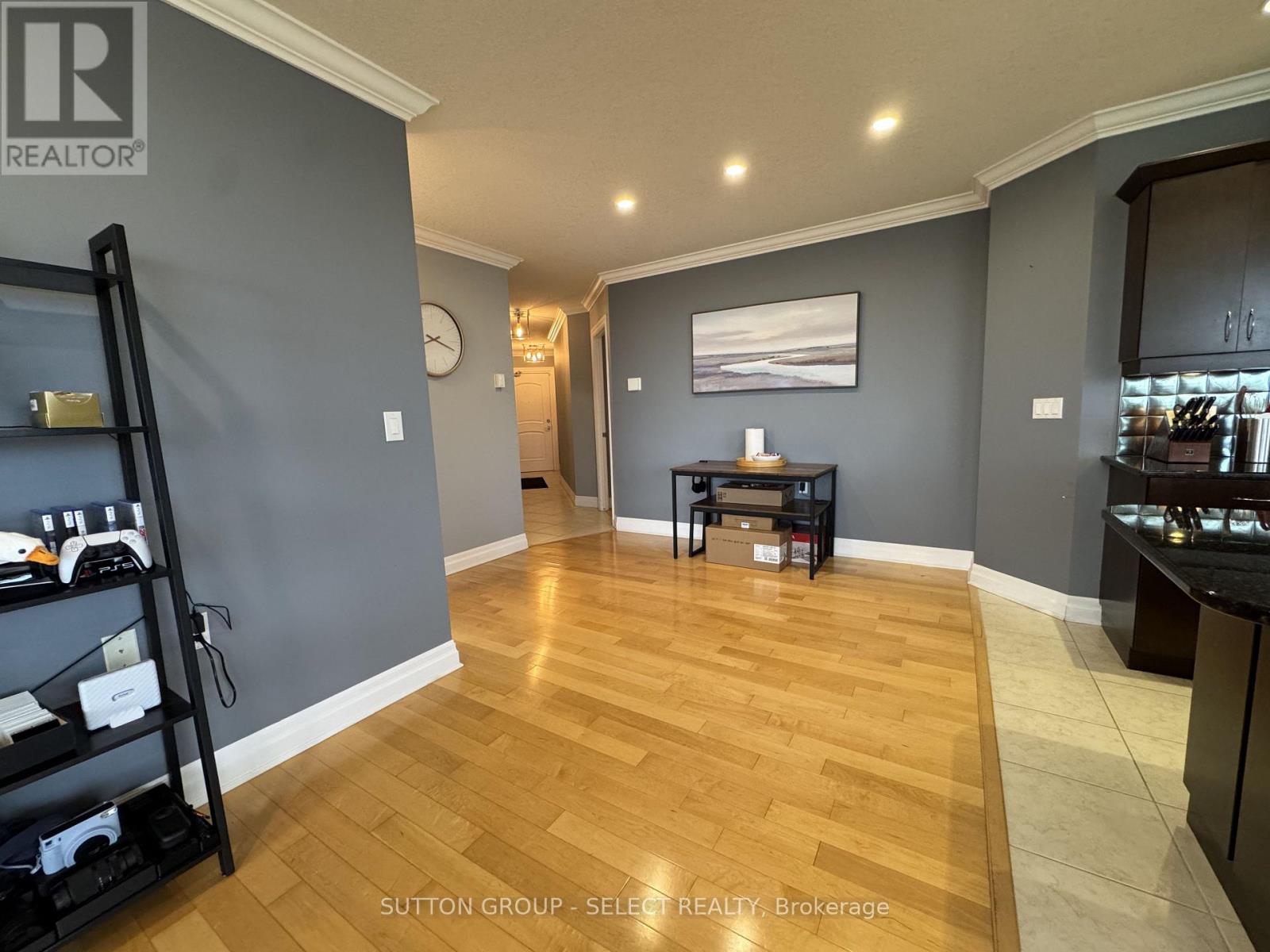 808 - 250 Pall Mall Street, London East, Ontario  N6A 6K3 - Photo 2 - X13697498