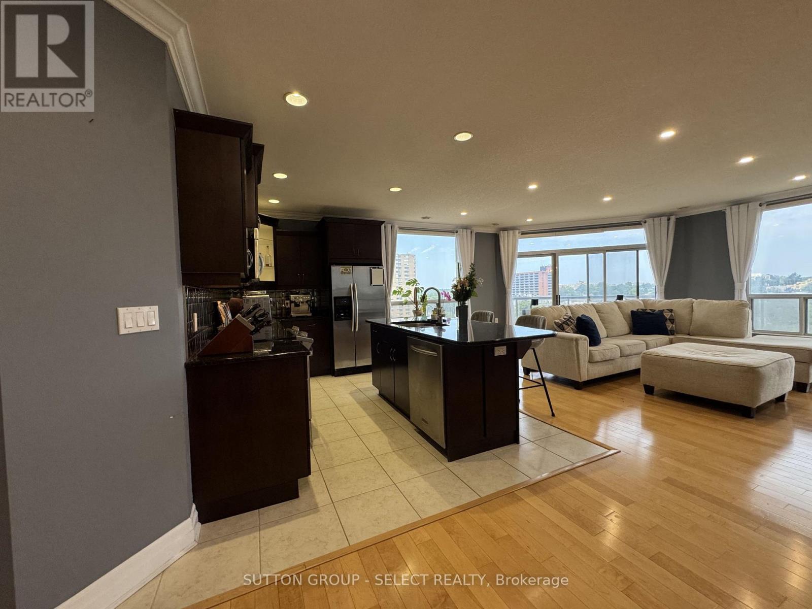 808 - 250 Pall Mall Street, London East, Ontario  N6A 6K3 - Photo 4 - X13697498