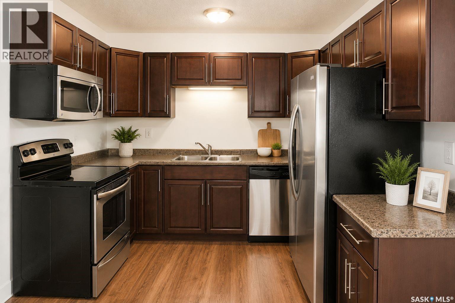 2 2106 Ste Cecilia Avenue, Saskatoon, Saskatchewan S7M 0P2 - Photo 4 - SK043019
