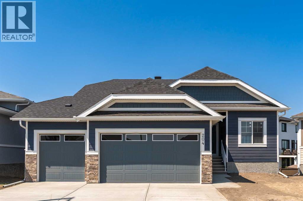 204 Monterey Bay SE, High River, Alberta  T1V 0J7 - Photo 1 - A2323940