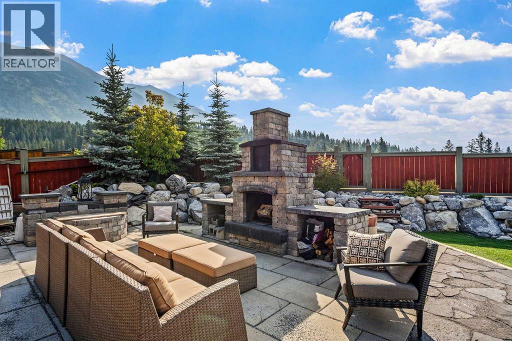 1 Eagle Landing, Canmore, Alberta  T1W 2Y1 - Photo 17 - A2337611