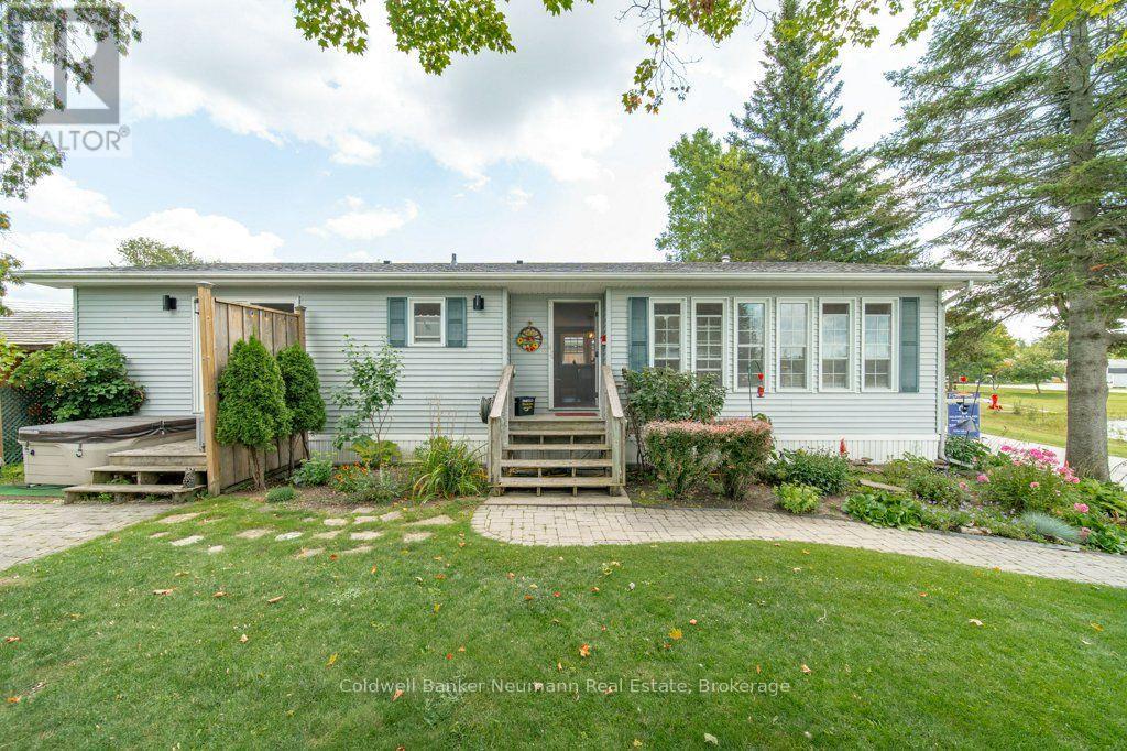 41 Trillium Beach Drive Pvt Drive, Puslinch, Ontario  N0B 2J0 - Photo 4 - X13696860