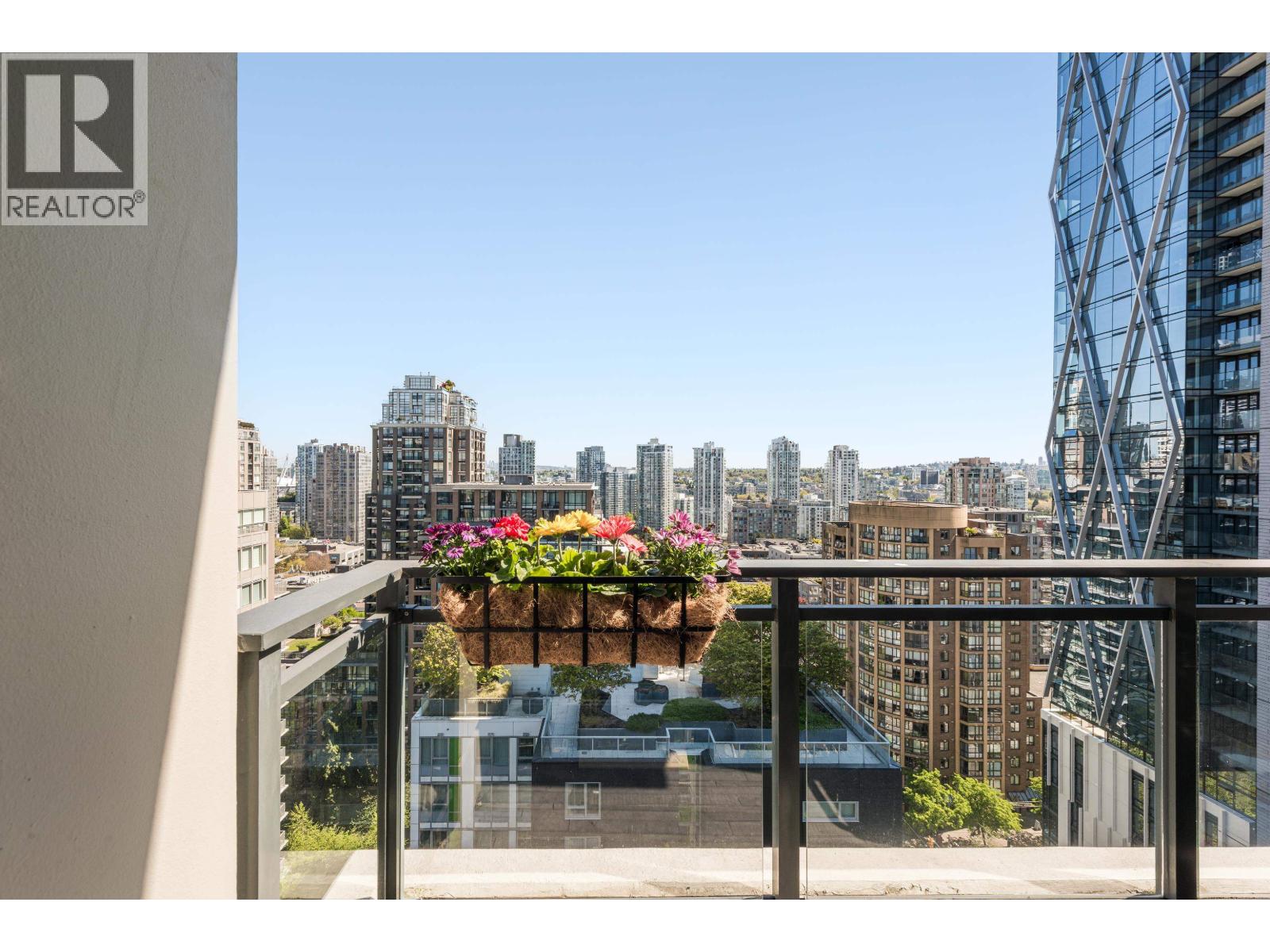 Ph10 1082 Seymour Street, Vancouver, British Columbia  V6B 1X9 - Photo 17 - R3157614
