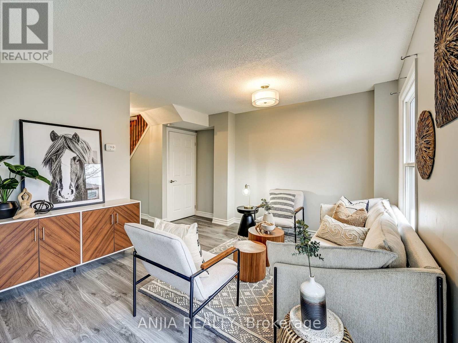 61 Sorrell Crescent, Markham, Ontario  L3S 1K9 - Photo 5 - N13697546