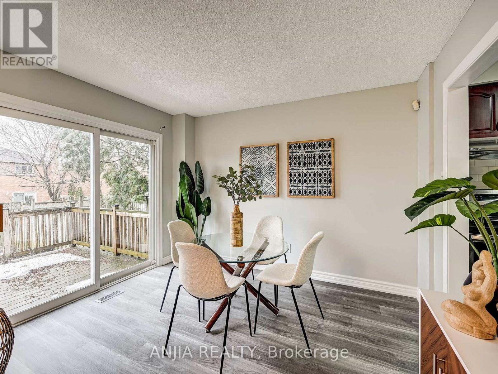 61 Sorrell Crescent, Markham, Ontario  L3S 1K9 - Photo 6 - N13697546