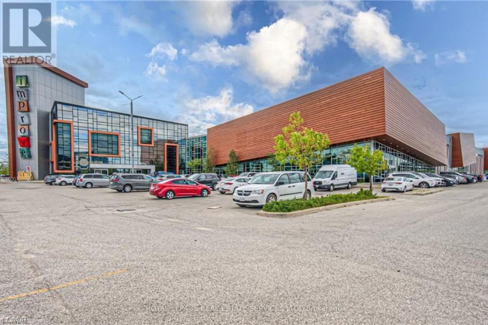 34 - 7250 KEELE STREET, Vaughan, Ontario